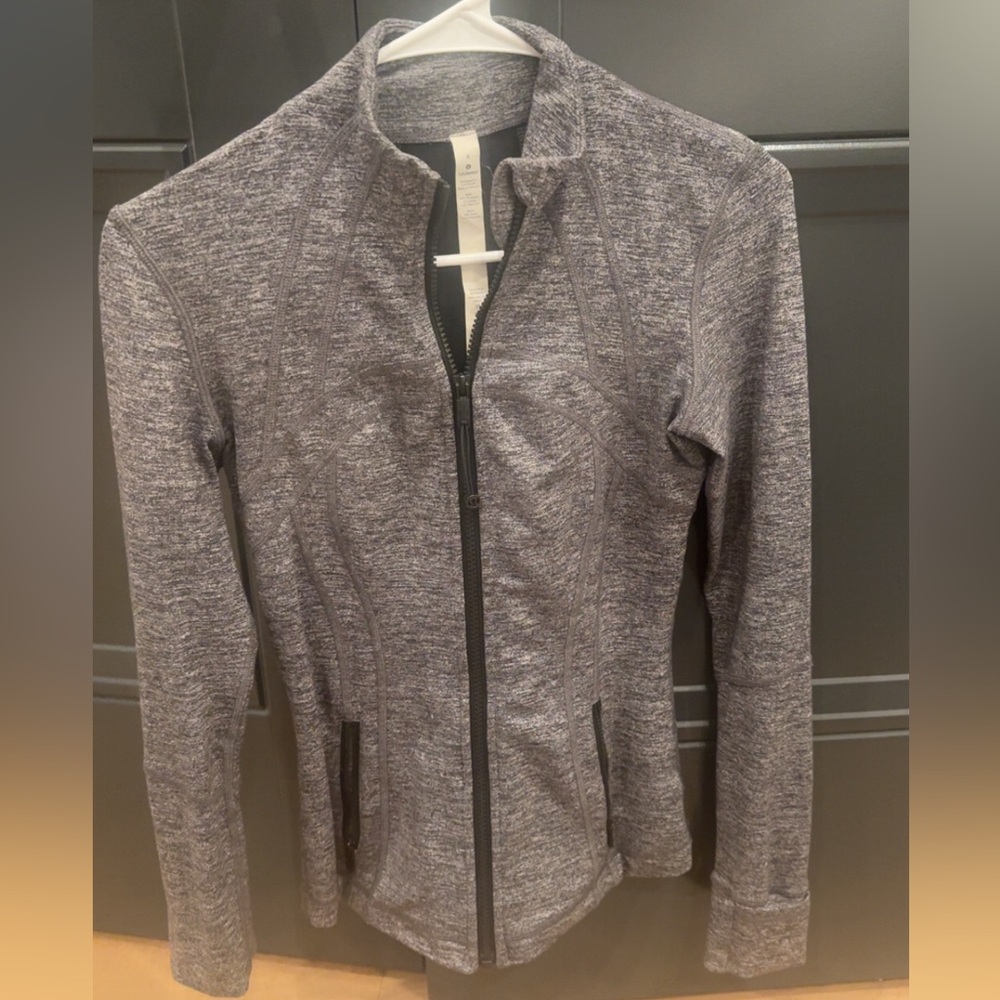 Lululemon Athletica Heathered Gray Zip-Up Jacket